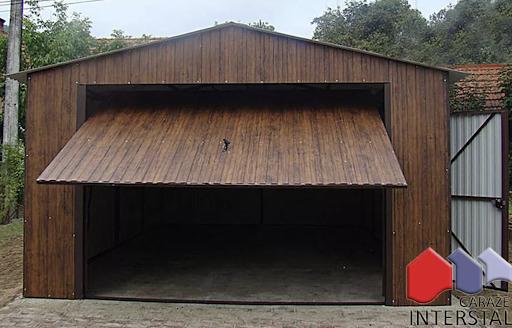garaz drewnopodobny